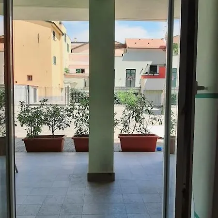 Nel Budello Di Ceriale, A 50 Metri Dal Mare, Aria Condizionata, Patio E Posto Auto In Cortile Apartment Ceriale