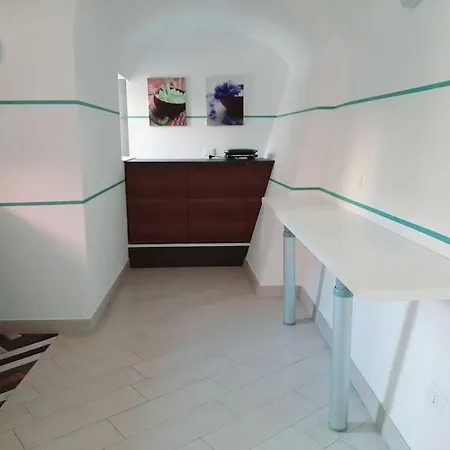 Apartment Nel Budello Di Ceriale, A 50 Metri Dal Mare, Aria Condizionata, Patio E Posto Auto In Cortile *
